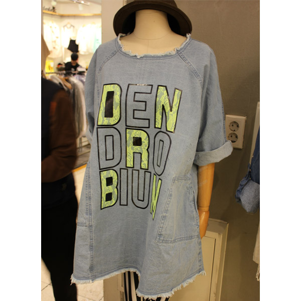 W14012鐳射車貼花連衣裙