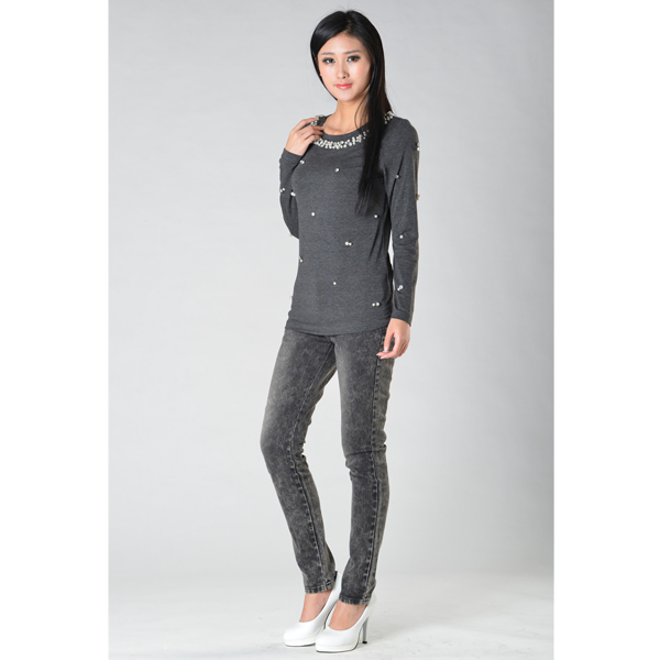 SY011針織長袖訂珠上衣側面效果